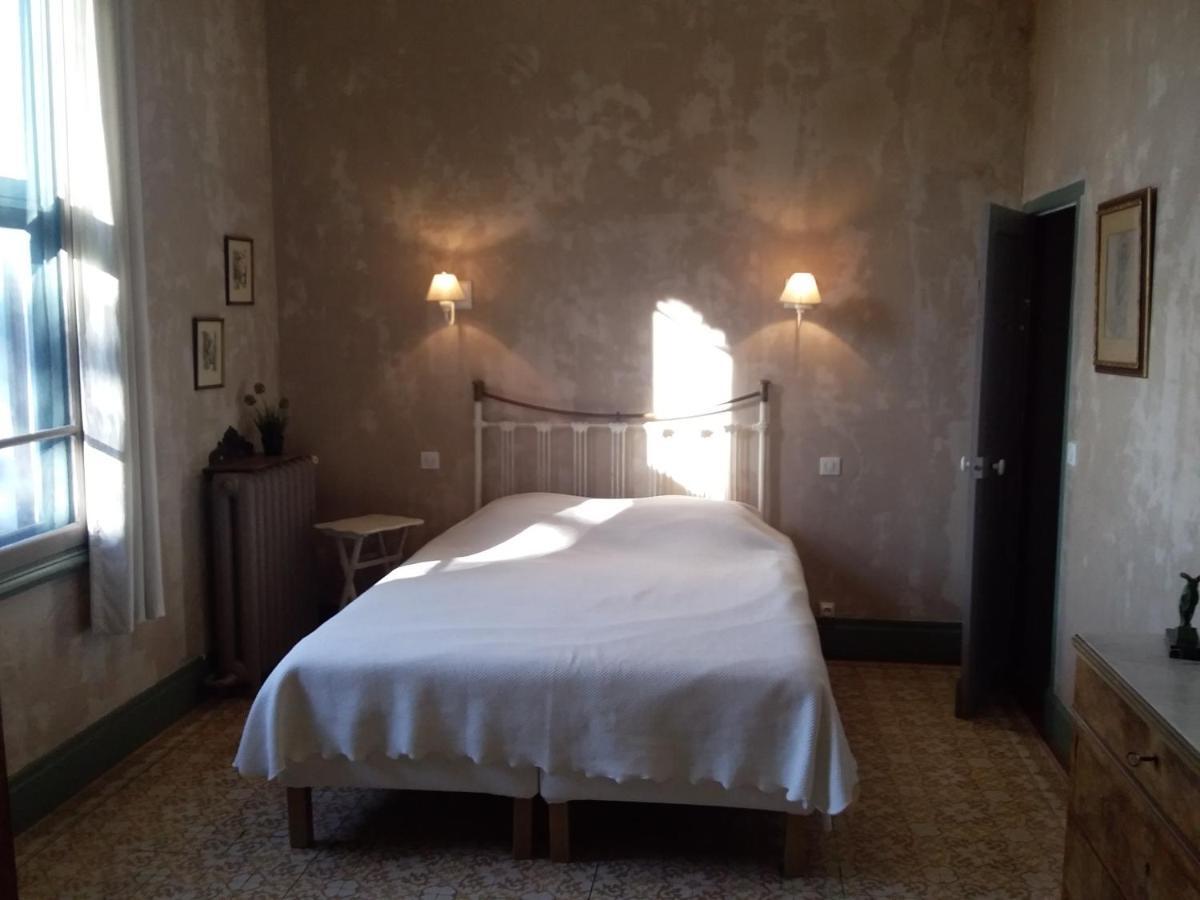 Les Remparts Capestang Exterior foto